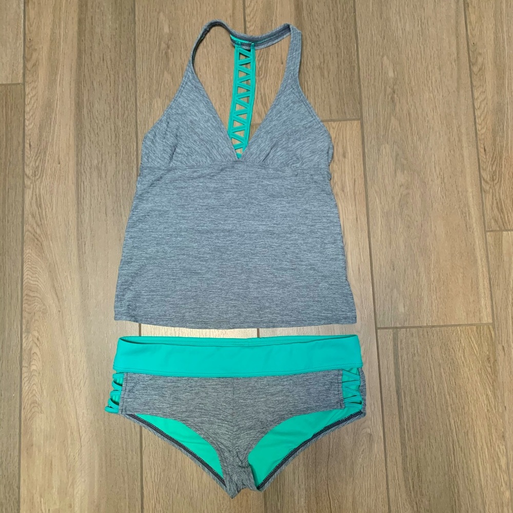 Athleta bathing suit